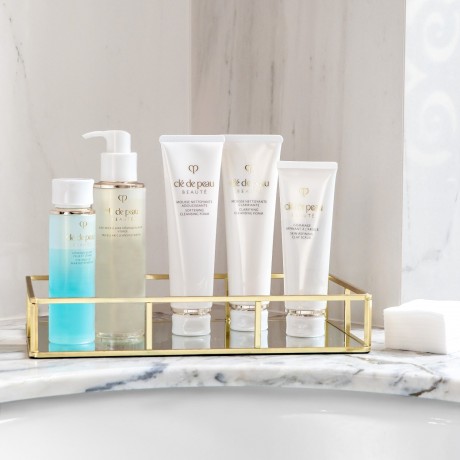 Cle de Peau Beaute Micellar Cleansing Water Мицеллярная очищающая вода