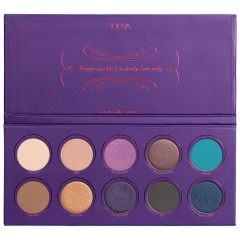 Палетка теней для век Zoeva Love is a Story Palette