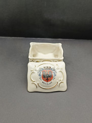 Шкатулка винтажная Wolf с гербом, ручная работа, фарфор, 8.5 х 7 см, Германия, 1960-70гг.