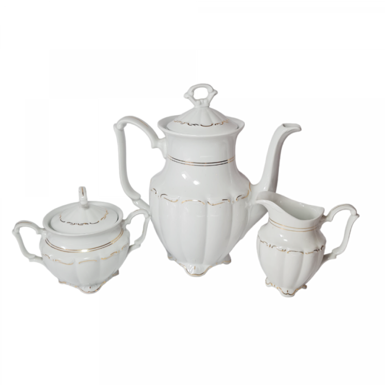 Walbrzych Poland Белый фарфоровый чайный набор с позолотой: чайник, сахарница, молочник, Польша, 1960-70гг. Walbrzych Poland Белый фарфоровый чайный набор с позолотой: чайник, сахарница, молочник, Польша, 1960-70гг.