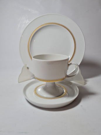 Rosenthal Bavaria, дизайнер Tapio Wirkkala Элегантное винтажное трио с золотым узором, Германия, 1960-70гг.