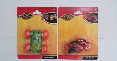 RMS Holzspielzeug Ruckziehfahrzeuge 2er Set Flip Ruckziehfahrzeuge Деревянные игрушечные машинки с откидным верхом Набор из 2 машинок с откидной крышкой