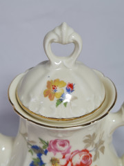 Чайник винтажный Bareuther Bavaria с цветочным декором и позолотой, фарфор, 20 см, Германия, 1960-70гг.