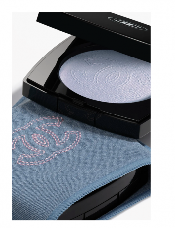CHANEL HIGHLIGHTER-PUDER
