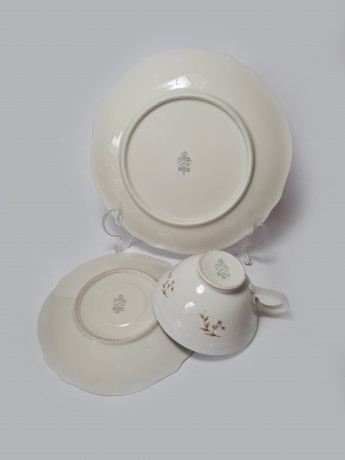 Wunsiedel Bavaria Чайное трио с позолоченным ободком "Розовые цветы и бутоны", Германия, 1960-70гг.