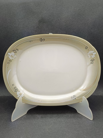 Поднос винтажный Freiberger / Inglasur "Белые цветы", с золотистым декором, фарфор, 23 х 17 см, ГДР, 1970-80гг.