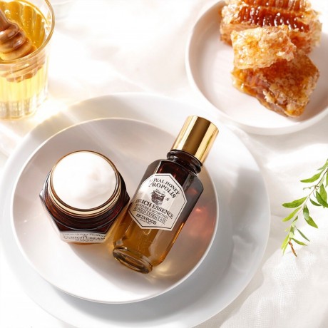 SKINFOOD Royal Honey Propolis Eenrich Essence  Royal Honey Propolis Eenrich Essence