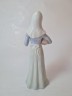 Miquel Requena Фарфоровая статуэтка "Девушка в бело-голубом платье", 20,5см x 9см, Германия, 1960-70гг.