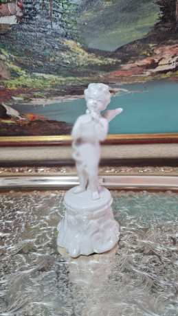 Статуэтка винтажная "Ангел с флейтой", белый фарфор, Vecchia Bassano, 14,5 x 6 см, Италия, 1960-70гг.