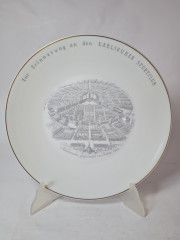 Rosenthal Декоративная фарфоровая тарелка &quot;В память о спортивном клубе Карлсруэ&quot;, 27 x 3 см, Германия, 1960-70гг.
