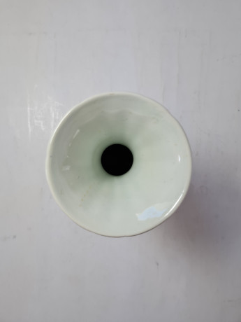 Delft Blau Винтажная ваза ручной росписи "Голубые цветы на белом", делфтский фарфор, Голландия, 8,5см х 13,5см, Голландия, 1960-70гг.