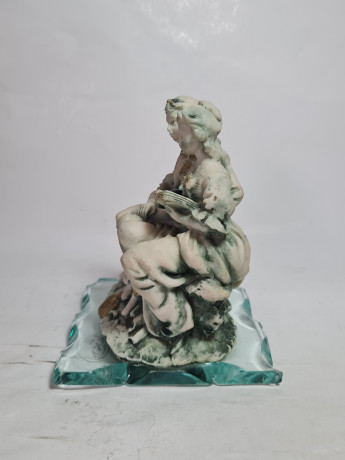 Статуэтка винтажная Arte Murano Linea "Влюбленная пара" на стеклянном основании, керамика/стекло, 11 х 14 см, Италия, 1960-70гг.