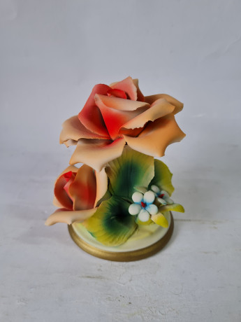 Фигурка винтажная в виде оранжевой розы с салатовыми листочками Capodimonte, 12 x 10 см, Италия, 1960-1970гг.