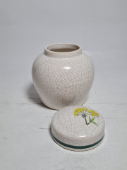 Баночка винтажная Herr Fayence "Любисток" с крышкой, кракелюр, фарфор, 9.5 см, Германия, 1970-80гг.