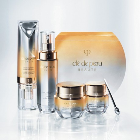 Cle de Peau Beaute Vitality-Enhancing Eye Mask Supreme  Питательная маска для глаз Supreme