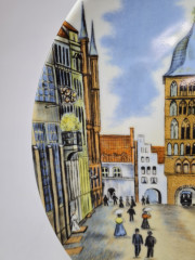 Kaiser Berg Декоративная тарелка с изображением улочек г. Любек, 24 x 3 см, Германия, 1970-80гг.