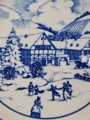 Hutschenreuther 1814 Винтажная тарелка эксклюзивно для Нидертхальского двора &quot;Зима&quot;, 20см, Германия, 1970-80гг.