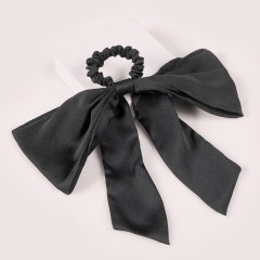 The Hair Edit Black Bow Sash Scrunchie  Черная резинка для волос с бантом и поясом