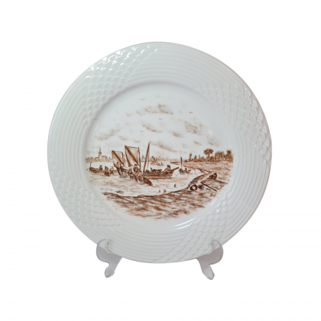Hutschenreuther Белая фарфоровая тарелка с рисунком в коричневых тонах "На реке", 29 x 2,5 см, Германия, 1960-70гг.