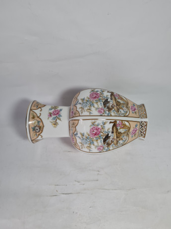 Ваза винтажная FX 1884 в китайском стиле, с изображением цветов и птиц, в пастельных тонах, фарфор, 21 см, Германия, 1970-80гг.