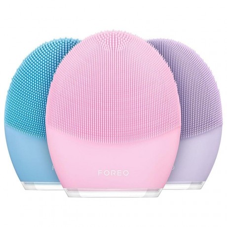 FOREO 3 Gesichtsreinigungs- und Massagegerat fur empfindliche Haut 3 аппарата для чистки и массажа лица