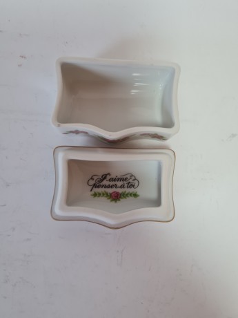 PORCELAINE FINE DE Limoges Коллекционные фарфоровые шкатулки, 5,5 см, 5 штук, Франция, 1960-70гг.