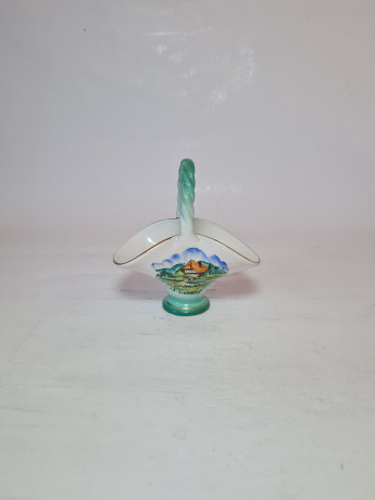 Конфетница декоративная винтажная, бело-светло-зеленый фарфор с изображением. г. Шварцвальд, 10,5 x 6,5 x 11 см, Германия, 1960-70гг.