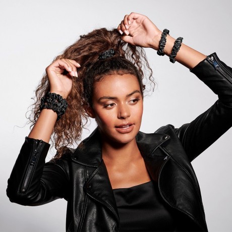 The Hair Edit Black Ruched Ribbon Scrunchies Черные резинки для волос с рюшами и лентой