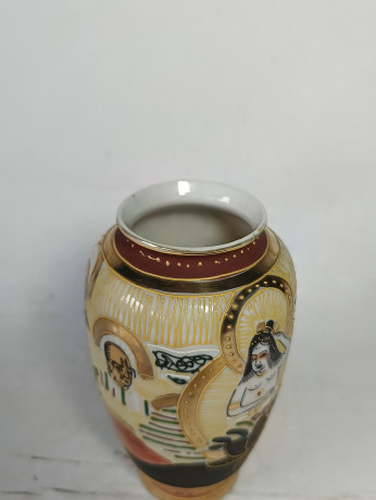 Ваза винтажная Japan Foreign малая в традиционном японском стиле, в оранжево-коричневых тонах, фарфор, 13 см, Япония, 1960-70гг.