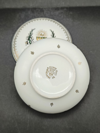 Шкатулка-бонбоньерка винтажная Porcelain De Luxe "Сувенир о причастии", фарфор, 13 х 6 см, Франция, 1950-60гг.