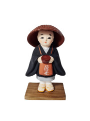 Статуэтка винтажная Im Stil Japan "Японский монах в шляпе", среднего размера, керамика, 14 см, Германия, 1960-70гг.