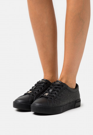 Tommy Hilfiger MONOGRAM  Trainers black МОНОГРАММА кроссовки черный