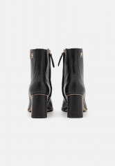 Tommy Hilfiger SOFT SQUARE TOE BOOT Classic ankle boots black SOFT SQUARE TOE BOOT Классические ботильоны черный