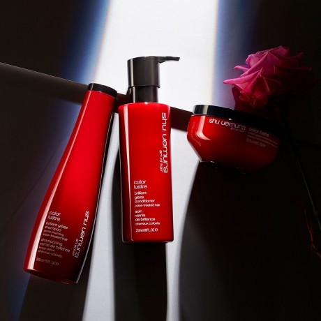 Shu Uemura BRILLIANT GLAZE CONDITIONER  БЛЕСТЯЩИЙ КОНДИЦИОНЕР ДЛЯ ГЛАЗУРИ