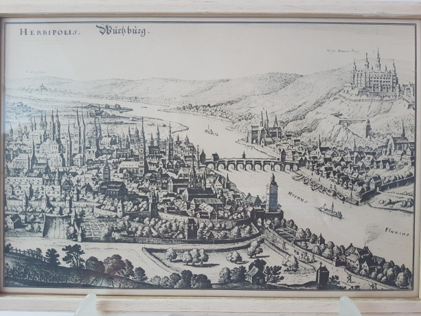 Картина винтажная "Вид на Вюрцбург и крепость Мариенберг", переплетная мастерская Альберт Вюрх Людвигсбург, 27,5 x 19 см, деревянная рама, Германия, 1950-60гг.