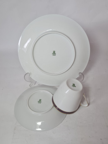 Чайное трио винтажное PMR Jager & Co Bavaria, белый фарфор с золотисто-голубым узором, 9,5 x 7 см / 15 см / 20,5 см, Германия, 1960-70гг.