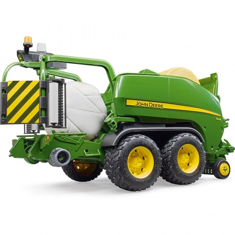 Bruder 02032 John Deere Rundballen- Presswickelkombination C441R 02032 Рулонный пресс-подборщик John Deere C441R с обмотчиком