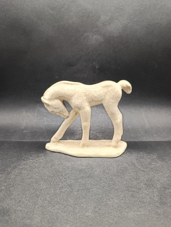 Статуэтка винтажная "Лошадь" среднего размера, в стиле майолика, кракелюр, фарфор, 15 см, Италия, 1970-80гг.