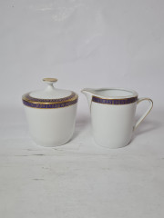 Молочник и сахарница винтажные PMR Jager & Co Bavaria, белый фарфор с золотисто-голубым узором, 11 x 8,5 см / 15 см / 20,5 см, Германия, 1960-70гг.