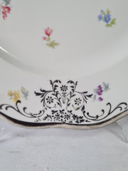 Блюдо винтажное Waldershof Bavaria с цветочным декором, фигурный край, фарфор, 28,5 x 4 см, Германия, 1960-70гг.