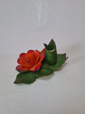 Статуэтка винтажная большая Capodimonte "Две красные розы", фарфор, 9 х 21 см, 1960-70гг.