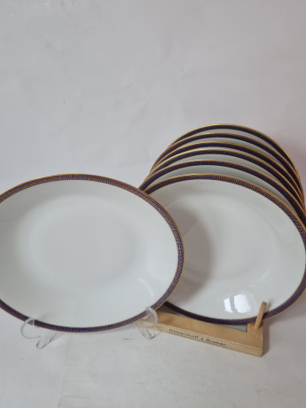 Набор тарелок винтажных PMR Jager & Co Bavaria, белый фарфор с золотисто-голубым узором, 7 шт х 23 x 4 см, Германия, 1960-70гг.