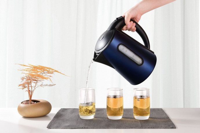 Team Kalorik Team Kalorik Wasserkocher TKG JK 1200 BU, 1.7 l, 1850,00 W, mit Cool-Touch-Gehause 360° Geratefuss Чайник Team Kalorik TKG JK 1200 BU, 1,7 л, 1850,00 Вт, с охлаждаемым корпусом, основание устройства 360°