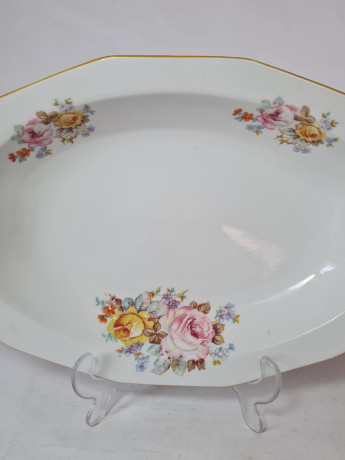 Erichwald Белое овальное фарфоровое блюдо с ручками с цветочным рисунком и позолотой, 34,5 x 22 x 5,5 см, Германия, 1960-70гг.