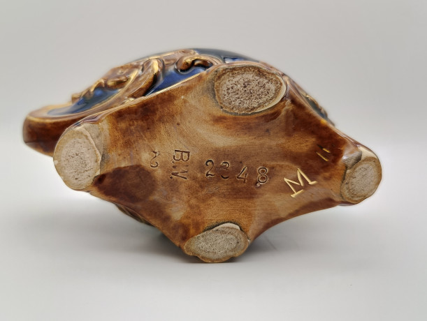 Конфетница винтажная B.W., майолика, в сине-коричневых тонах с позолотой, с необычным рваным краем, на ножках, керамика, 14 х 10 см, Франция, 1970-80гг.