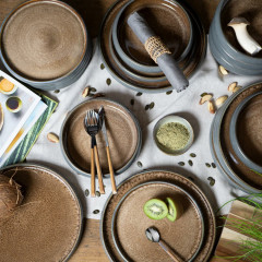 Moritz &amp; Moritz Moritz &amp; Moritz Tafelservice braun 18-tlg. Reaktiv  braun Обеденный сервиз Moritz &amp;amp; Moritz коричневый, 18 предм. Реактивный