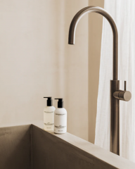 Marie-Stella-Maris Objets d`Amsterdam Body Gift Set Подарочный набор для тела &quot;Объекты Амстердама&quot;: 2 средства