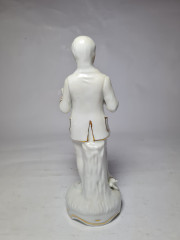 Статуэтка винтажная фарфоровая Richard Ginori &quot;Мужчина в бело-золотом костюме с цветами&quot;, 18,5 x 7 см, Германия, 1960-70гг.