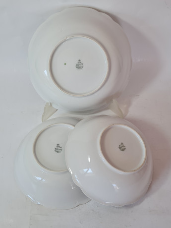 Набор глубоких тарелок винтаж Seltmann Weiden Bavaria, белый фарфор с позолоченным краем,  3 штуки х 23 x 7 см , 20,5 x 6,5 см, 19 x 5,5 см, Германия, 1960-70гг.