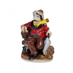 Статуэтка винтажная ARPC Romania "Мужчина с кувшином и зонтиком на лавке", 13 x 10 x 20 см, Румыния, 1960-70гг.